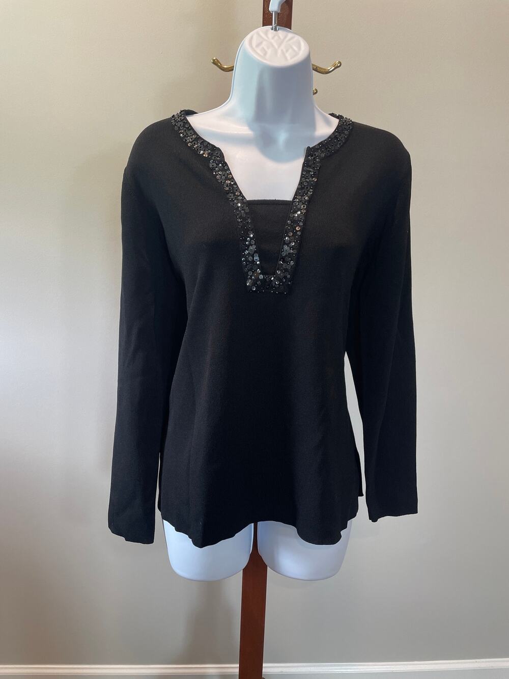 Chico’s Black Sequin Neckline Long Sleeve Top Size 2 Standard US Size L